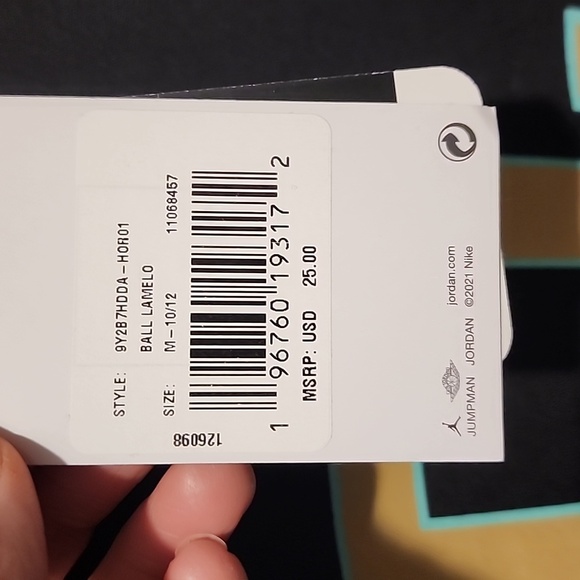 Hornets outfit - Picture 3 of 6